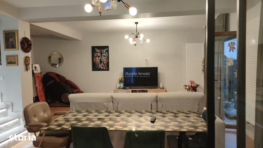 Casă cu 4 camere cu Teren 200 Mp în 1 Decembrie