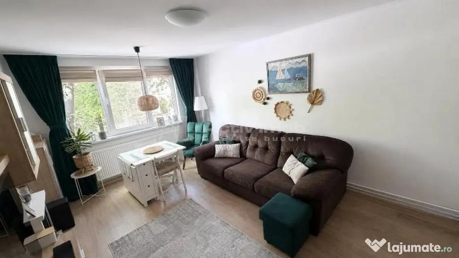 Apartament cu 4 camere decomandat în Drumul Taberei