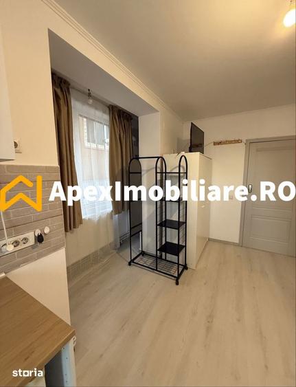 Garsonieră decomandată, mobilată în Străulești