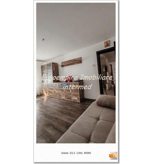 Apartament 2 camere decomandate zona KM 5 - 2