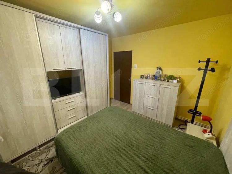 Apartament cu 3 camere semidecomandat, mobilat în Brazda lui Novac