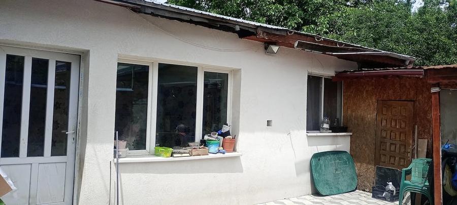 Casă cu 2 camere cu Teren 130 Mp în Chitila