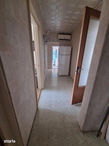 Apartament cu 3 camere decomandat în Micro 39