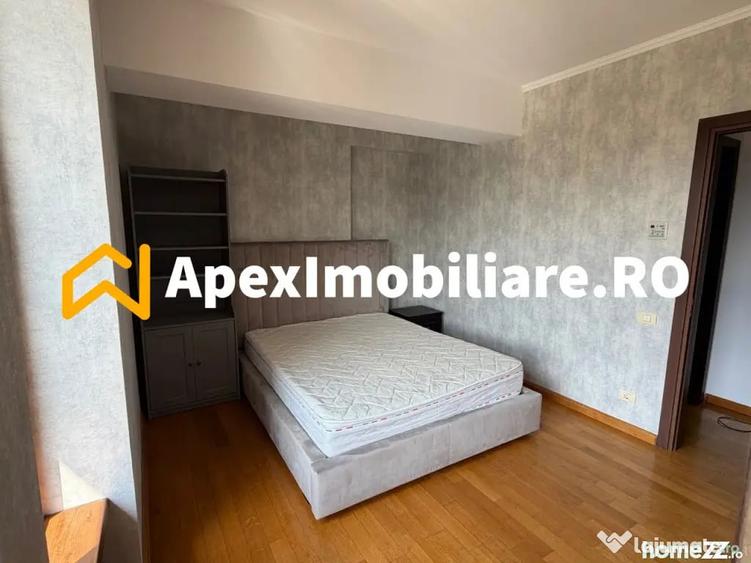 Apartament cu 4 camere decomandat în Herăstrău
