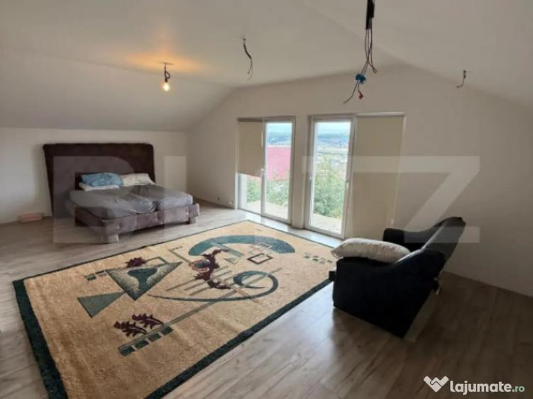 Casă cu 4 camere cu Teren 300 Mp în Burdujeni