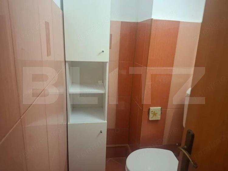 Apartament cu 3 camere decomandat, mobilat în Central