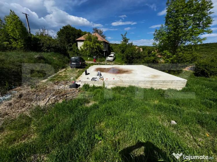 Teren intravilan, 300 mp, utilitati, fundatie construita, Ai - Aiton (Cluj)