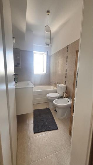 Garsonieră decomandată în Central