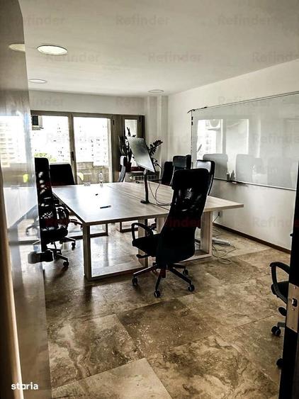Apartament cu 6 camere în Unirii