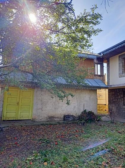 Casă cu 4 camere cu Teren 308 Mp în Central