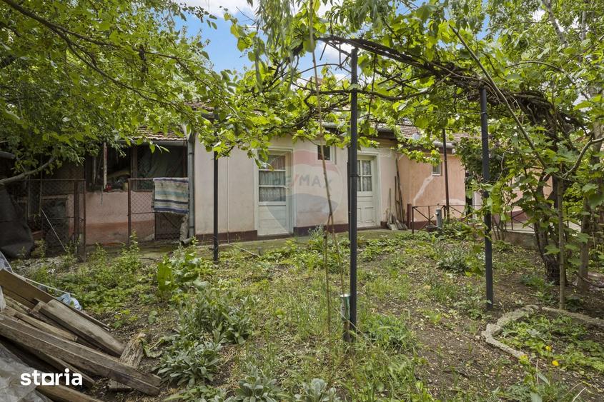 Casă cu 3 camere cu Teren 302 Mp în Micălaca