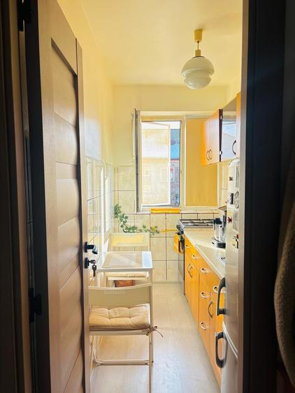 Apartament cu 2 camere semidecomandat în Dacia