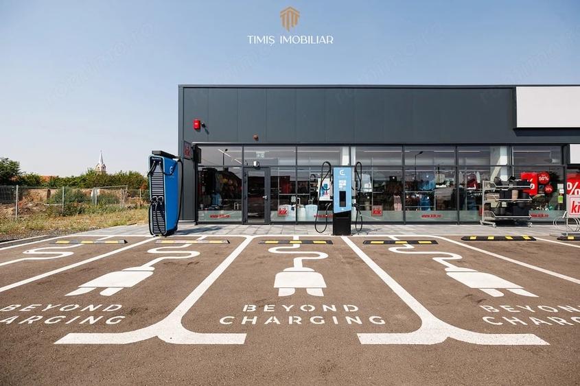Spațiu comercial, de 100 mp, în Central
