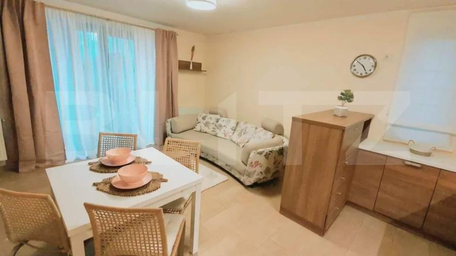 Apartament cu 3 camere decomandat, mobilat în Dumbrăvița