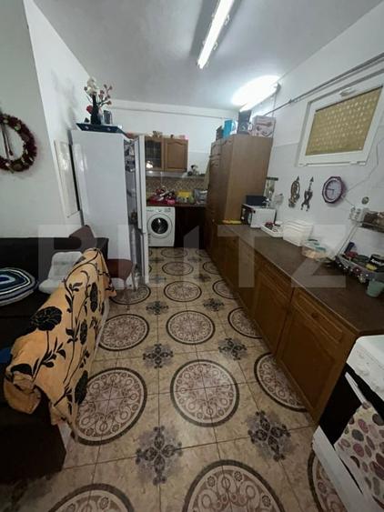 Casă individuală cu 6 camere cu Canalizare în Complex Studențesc