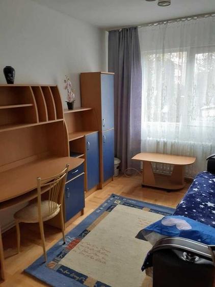 Apartament cu 3 camere decomandat în Grigorescu