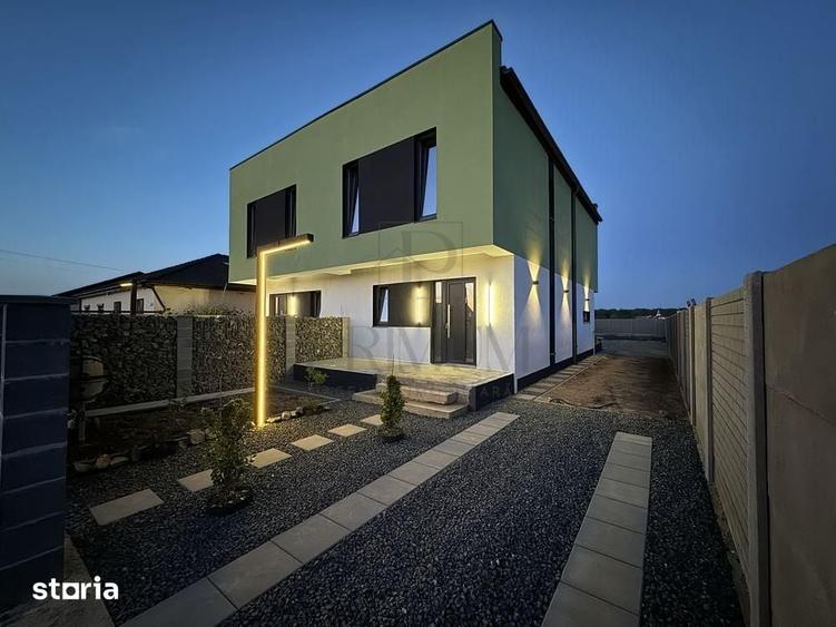 Casă cu 4 camere cu Teren 270 Mp în Șag