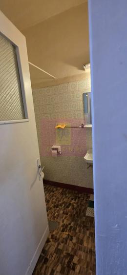 Casă cu 8 camere cu Teren 518 Mp în Central