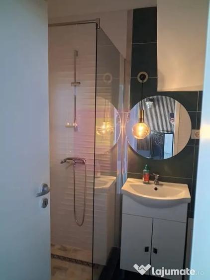 Casă cu 4 camere cu Teren 150 Mp în Central