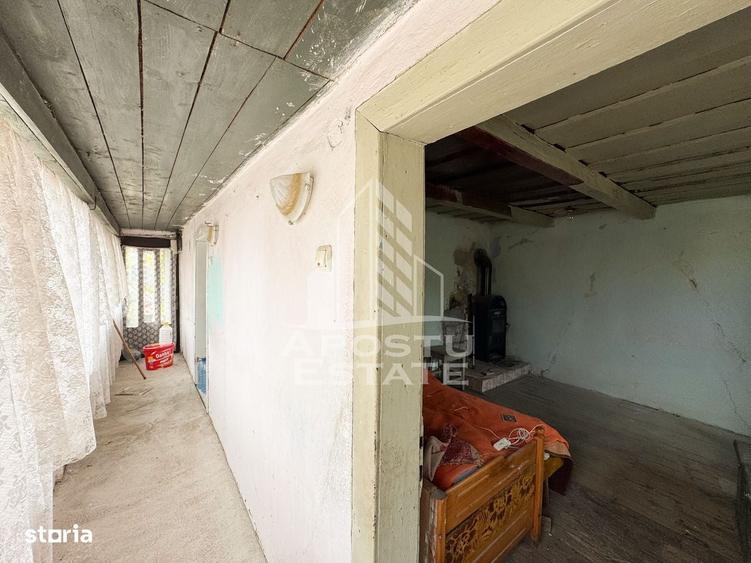 Casă cu 3 camere în Răcăștia