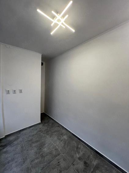 Spațiu comercial, de 8 mp, în Magheru