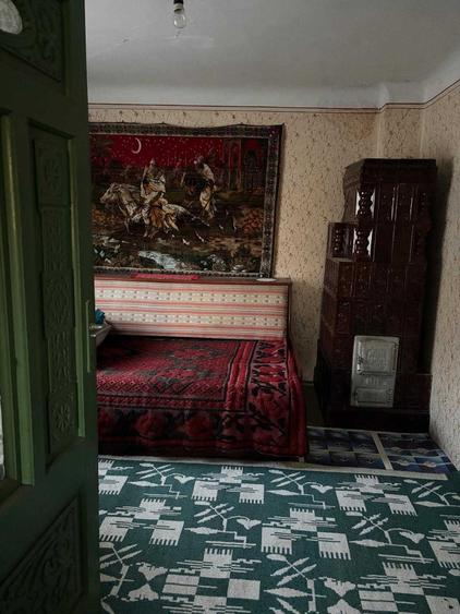 Casă cu 2 camere în Coada Izvorului