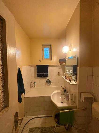 Apartament cu 2 camere semidecomandat în Calea București