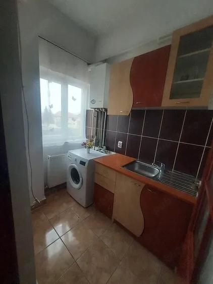 Garsonieră semidecomandată în Fundeni