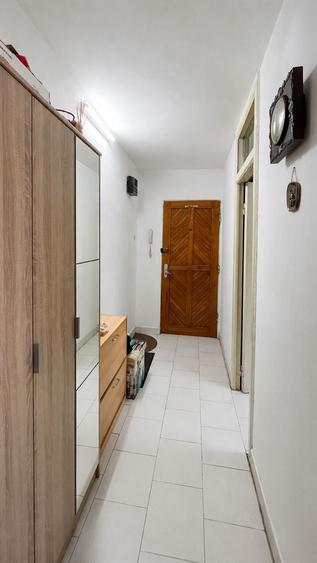 Apartament cu 2 camere semidecomandat în Lipovei
