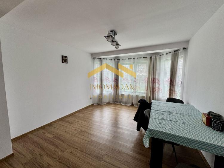 Casă individuală cu 5 camere cu Canalizare în Sânmihaiu German