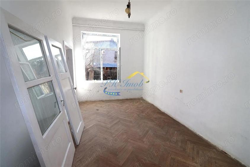 Apartament cu 2 camere semidecomandat în Florești