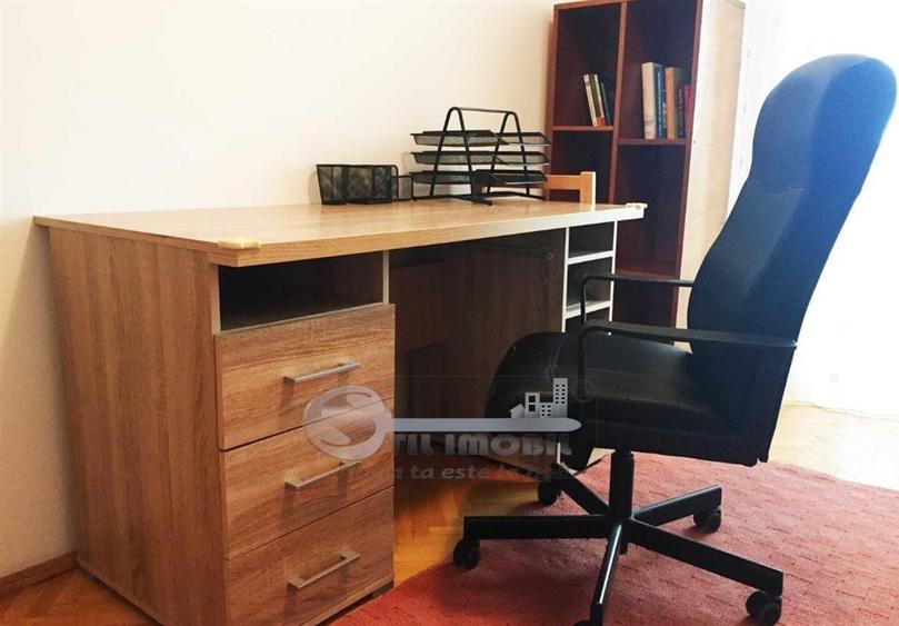 Apartament cu 3 camere decomandat în Ultracentral