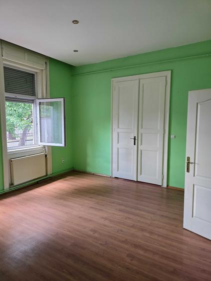 Casă cu 2 camere cu Teren 679 Mp în Favorit