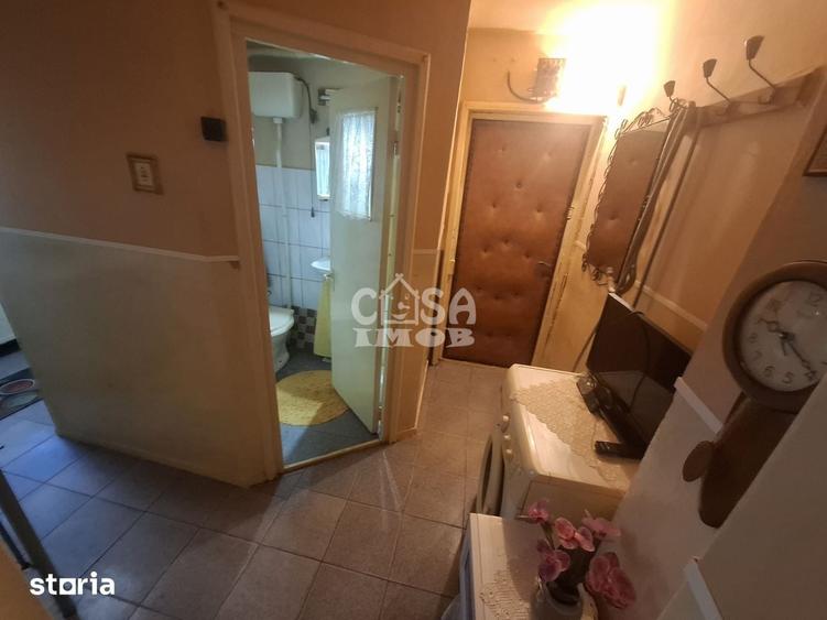 Apartament cu 2 camere în Micro 8