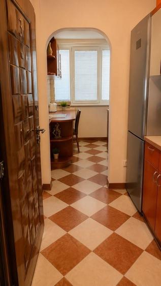 Apartament cu 2 camere semidecomandat în Barbu Văcărescu