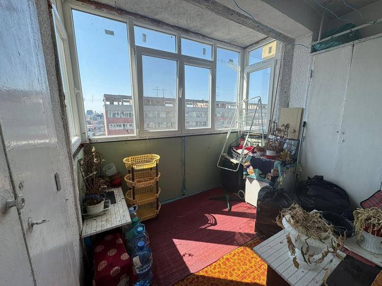 Apartament cu 3 camere decomandat, mobilat în Mihai Bravu