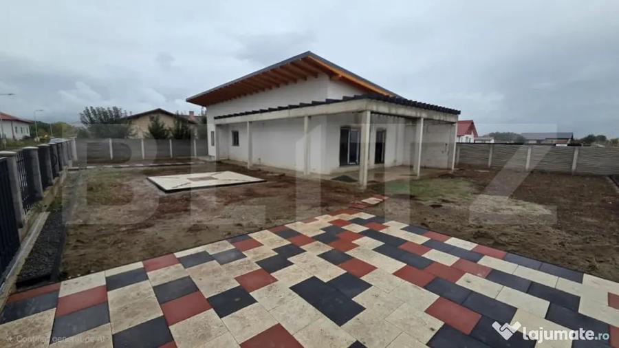 Casă cu 3 camere cu Teren 600 Mp în Partoș