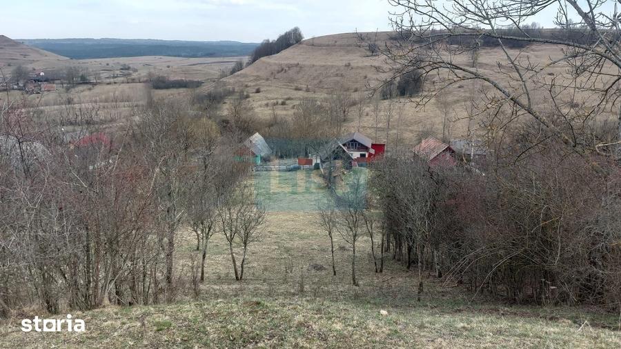 Casă cu 2 camere cu Teren 2295 Mp în Mărgău
