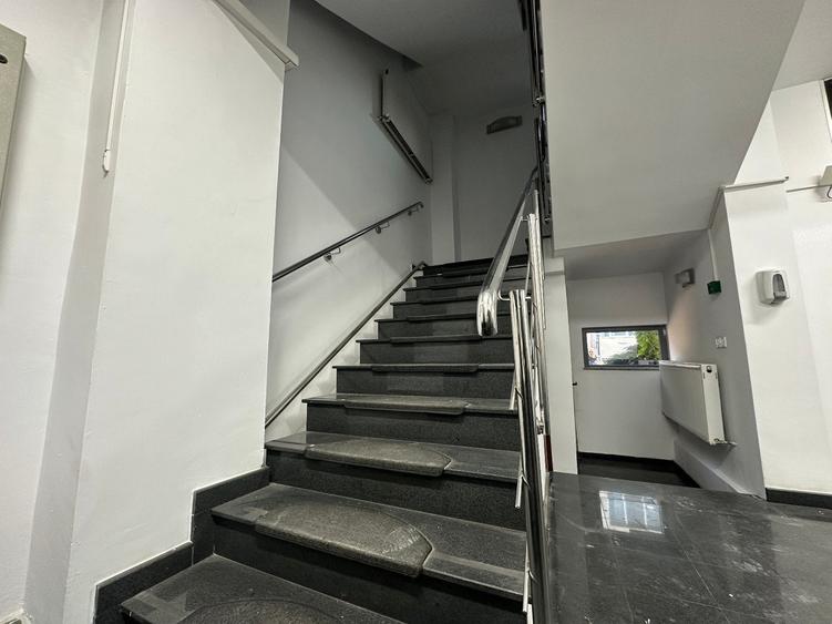 Birou, de 562 mp, în Cotroceni