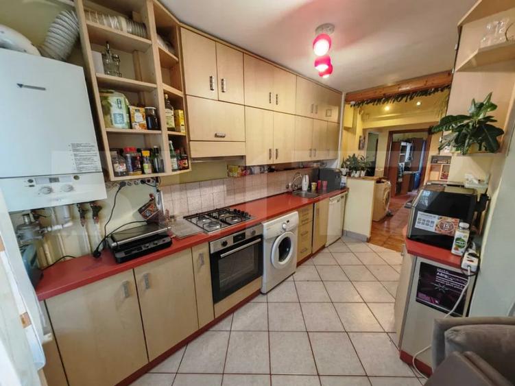 Apartament cu 3 camere decomandat în Unirii