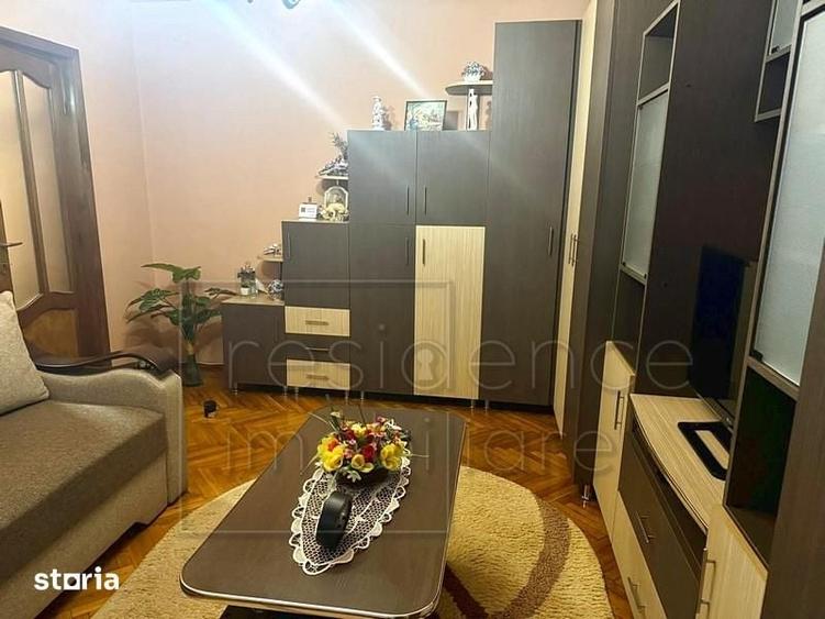 Apartament cu 2 camere decomandat în Central