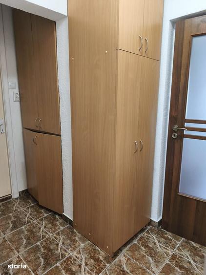 Apartament cu 3 camere decomandat în Cornitoiu