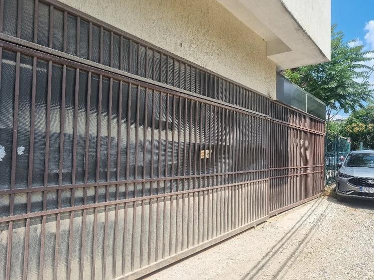 Apartament cu 2 camere semidecomandat în Păcii