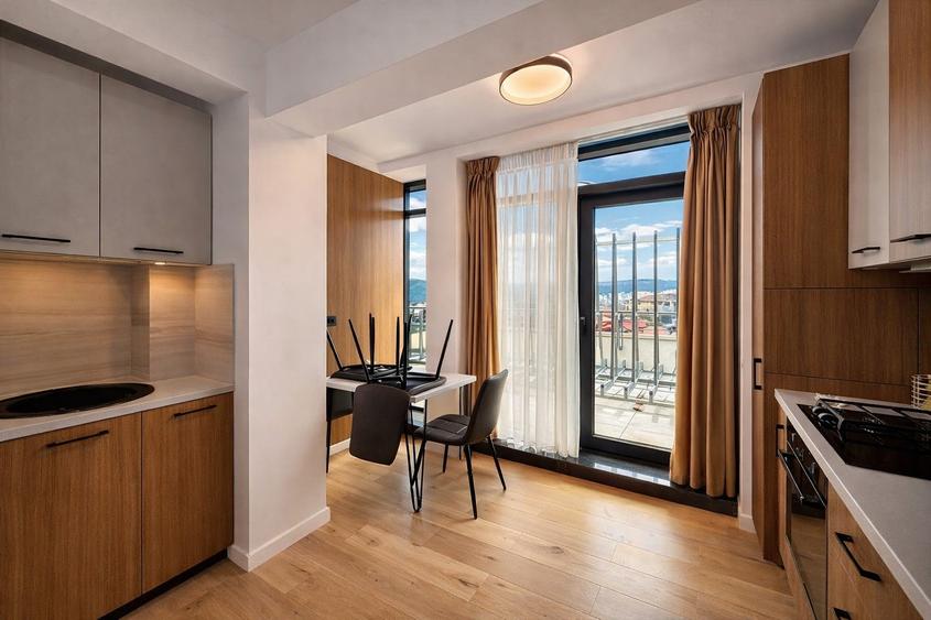 Apartament cu 2 camere decomandat în Centru Civic