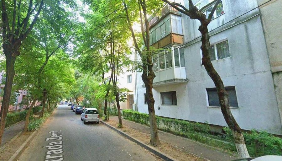 Apartament cu 2 camere nedecomandat în Micro 16