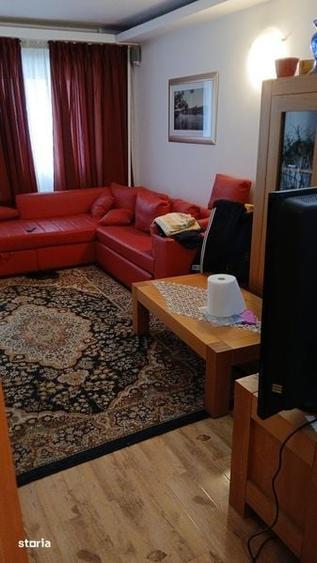 Apartament cu 3 camere decomandat în Măneciu