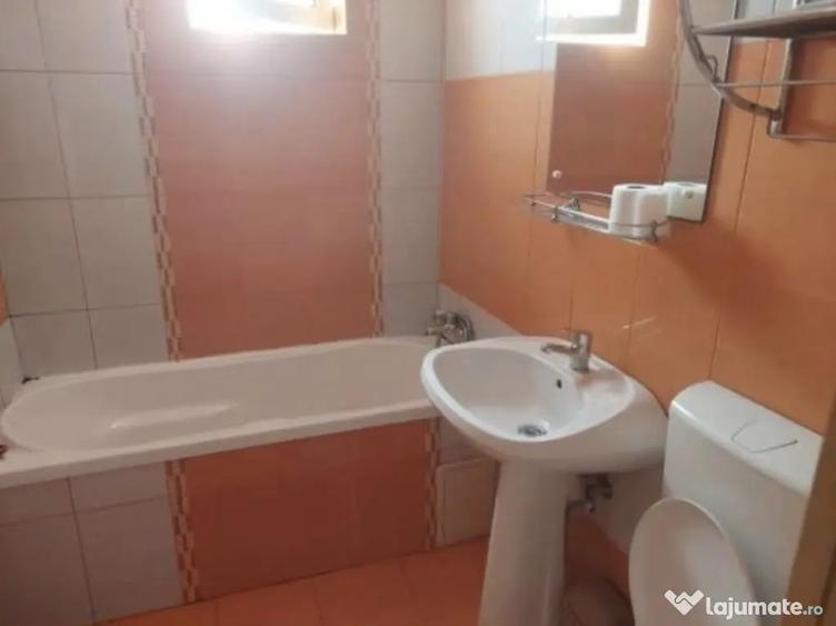 Apartament cu 2 camere decomandat în Cetate