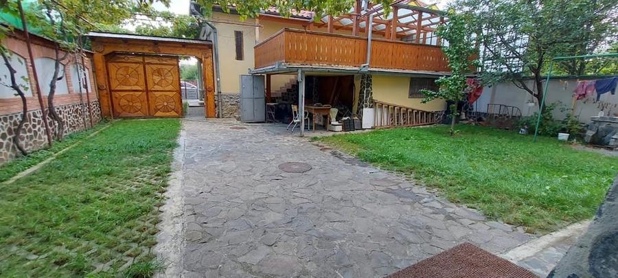 Casă cu 3 camere cu Teren 250 Mp în Calea Poplăcii
