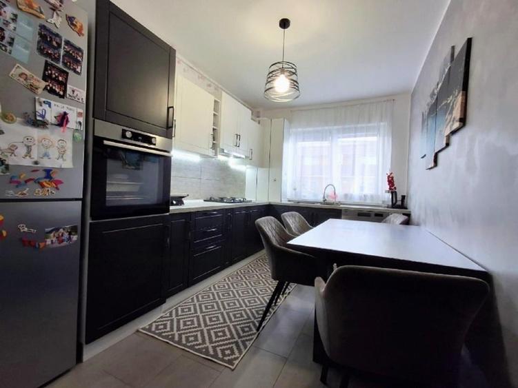 De vînzare  apartament 2 camere ,SANPETRU,  PROPRIETAR - 9