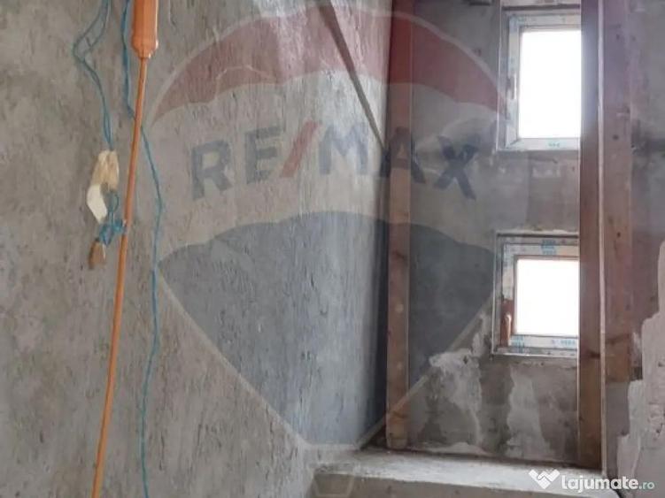 Vanzare Casa / Vila 5 camere Saftica Primarie - 8